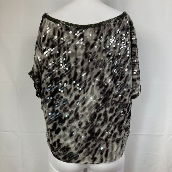 BCBG MAXAZRIA Shirt Womens Sz M Black Gray Animal Print Silk Chiffon Crop Sequin - Picture 4 of 8